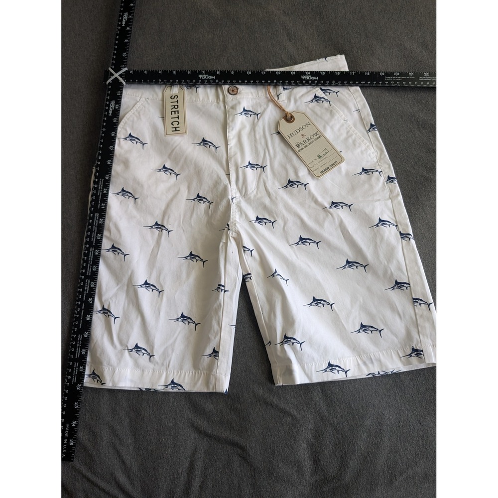 Hudson & Barrow Mens 32 White Blue Marlin Fish Print Stretch Chino Shorts NWT